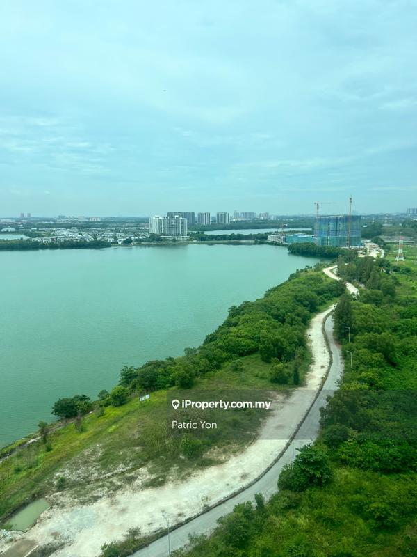 For Sale - Saville D'lake