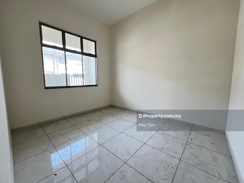 Rumah Berangkai 1 Tingkat untuk Dijual di Kluang, Johor oleh May Tan - iProperty.com.my