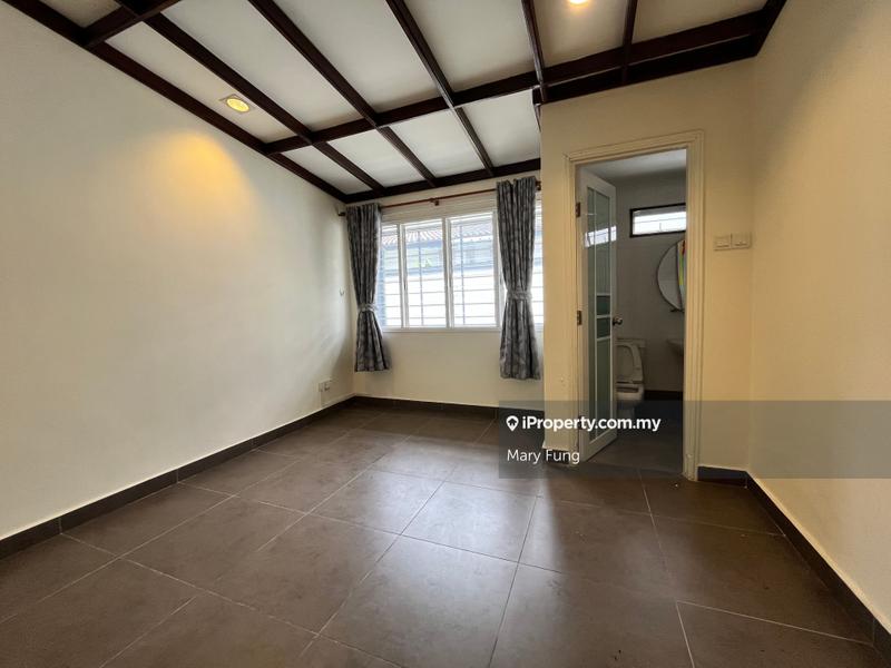 Bungalow House for Sale in Seksyen 4, Petaling Jaya by Mary Fung - iProperty.com.my