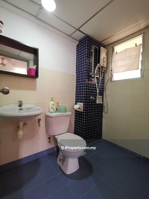 Condominium for Sale in Perdana Exclusive by Edward Chai - iProperty.com.my