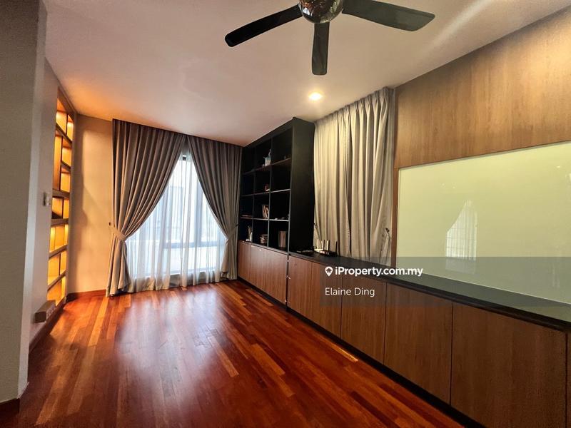 Bungalow House for Sale in Country Heights, Kajang by Elaine Ding - iProperty.com.my