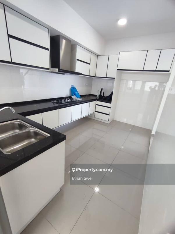 For Sale - E Park Residence