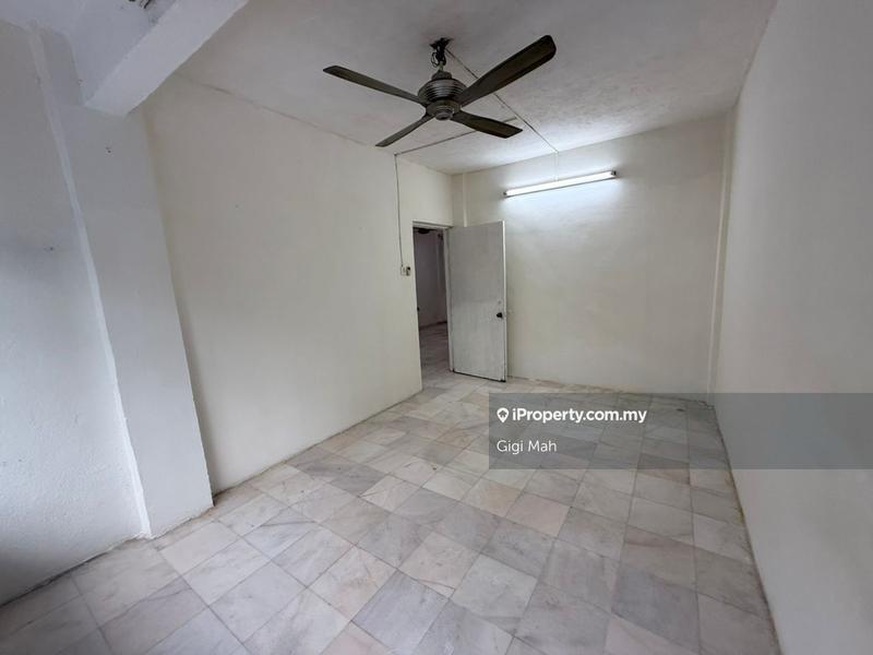 Flat untuk Dijual di Taman Minang oleh Gigi Mah - iProperty.com.my