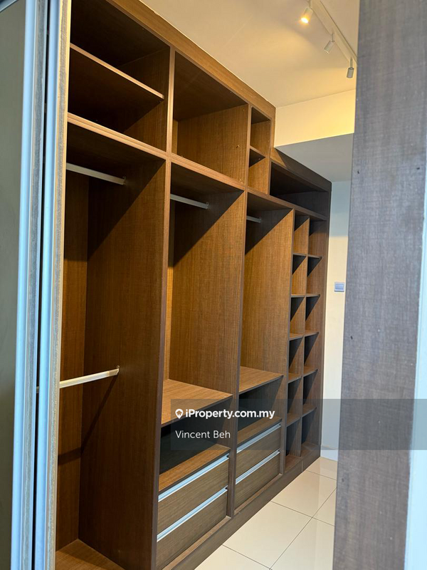 Kondominium untuk Disewa di Residence 8 oleh Vincent Beh - iProperty.com.my