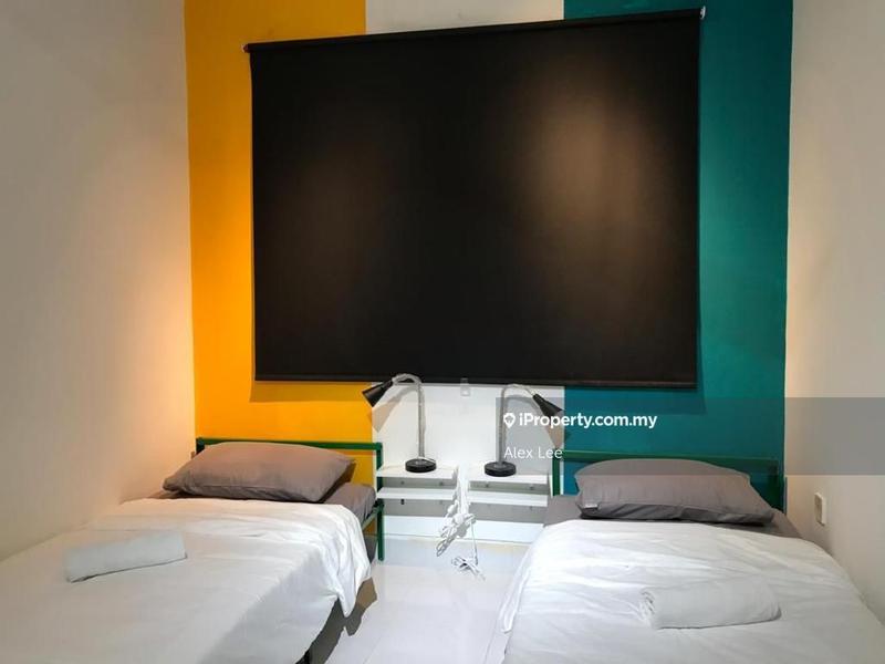 For Rent - Cyberia Crescent 1