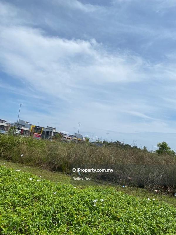 For Sale - Tropicana Mainroad