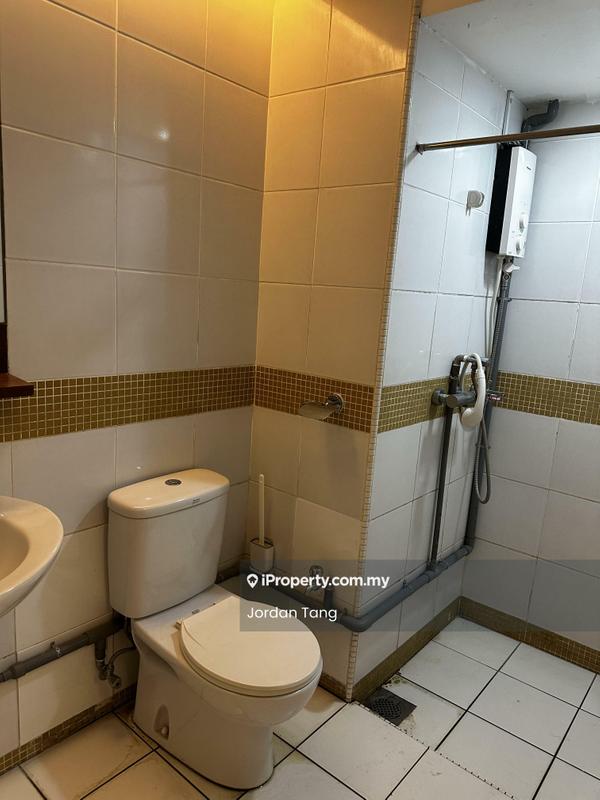 Kediaman Servis untuk Disewa di i-Zen @ Kiara 1 oleh Jordan Tang - Bathroom - iProperty.com.my