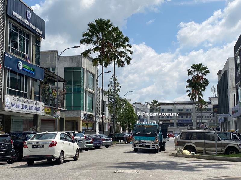 Shop / Office untuk Disewa di Taman Equine, Seri Kembangan oleh Pauline Chan - iProperty.com.my