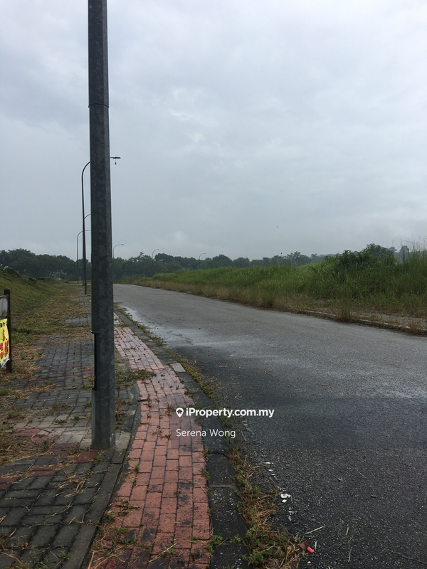 Bungalow Land for Sale in Bayu Lakehomes, Mantin by Serena Wong - iProperty.com.my