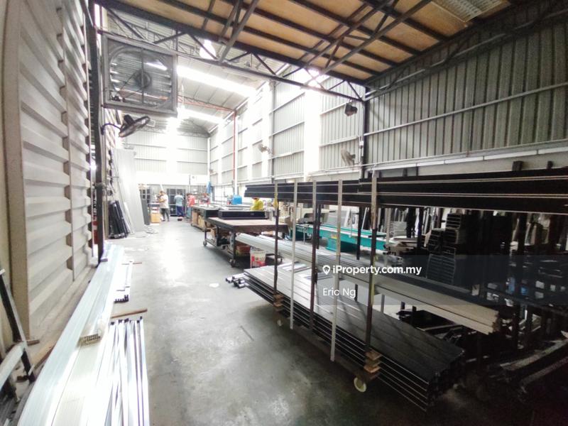Kilang Berkembar untuk Dijual di Kawasan Perindustrian Balakong, Balakong oleh Eric Ng - iProperty.com.my