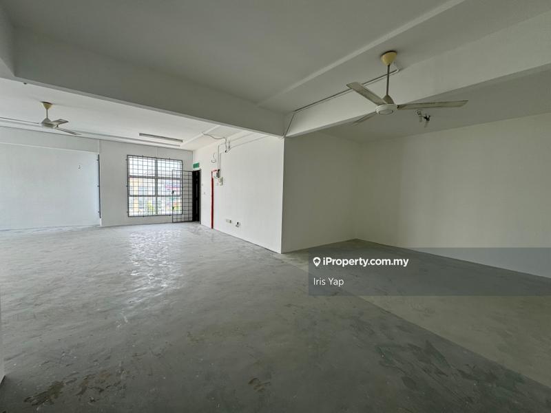 Semi-D Factory for Sale in Taman Perindustrian Taming Jaya, Balakong by Iris Yap - iProperty.com.my