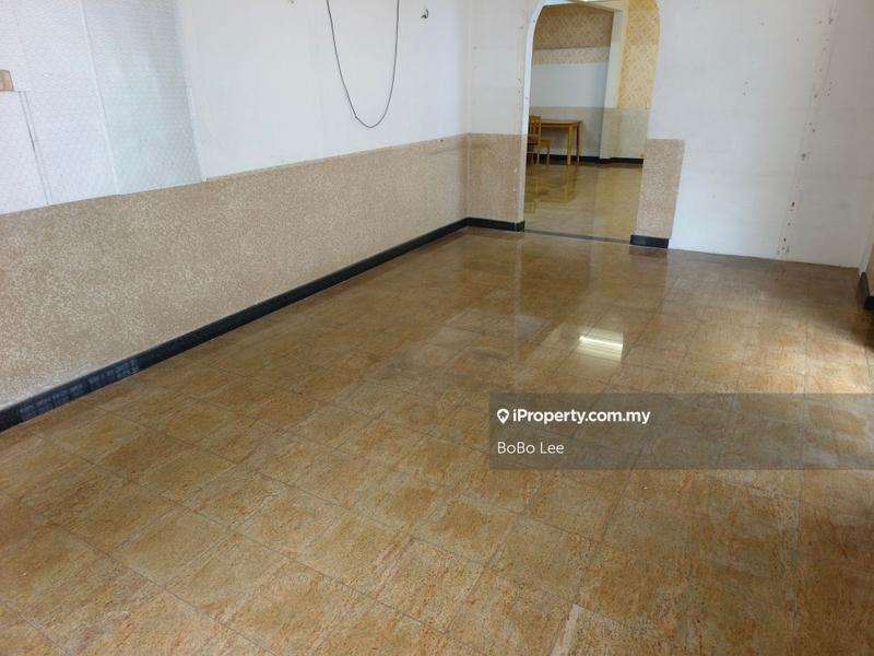 Semi-Detached House for Sale in Taman Overseas Union (Taman Oug), Jalan Klang Lama (Old Klang Road) by BoBo Lee - iProperty.com.my