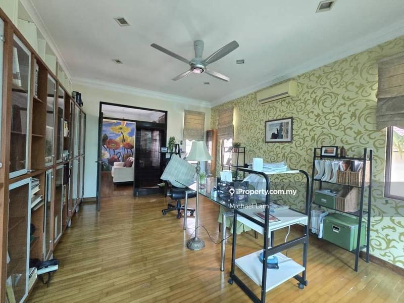 Bungalow House untuk Dijual di Kelana Jaya, Petaling Jaya oleh Michael Lam - iProperty.com.my