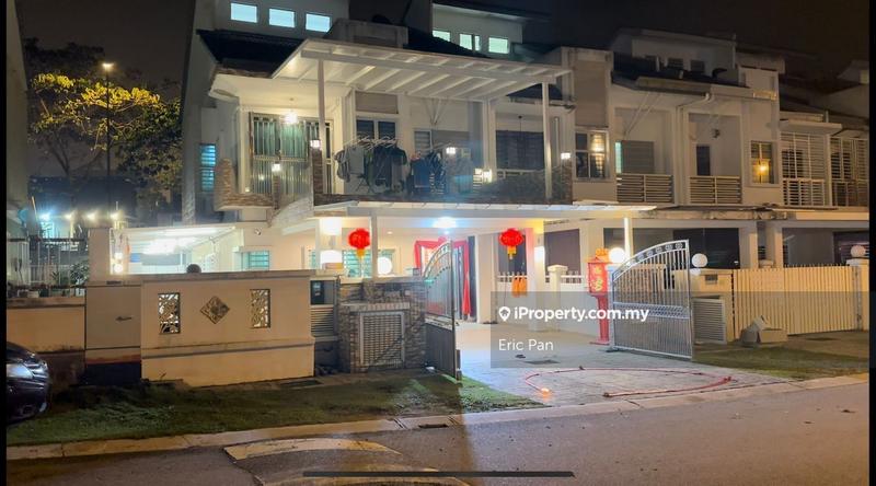 Rumah Berangkai 2 Tingkat untuk Dijual di D'alpinia, Puchong oleh Eric Pan - iProperty.com.my