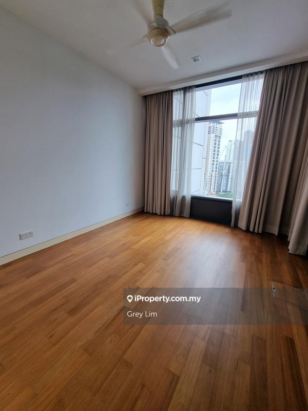 Condominium for Sale in Condominium @ The Troika by Grey Lim - iProperty.com.my