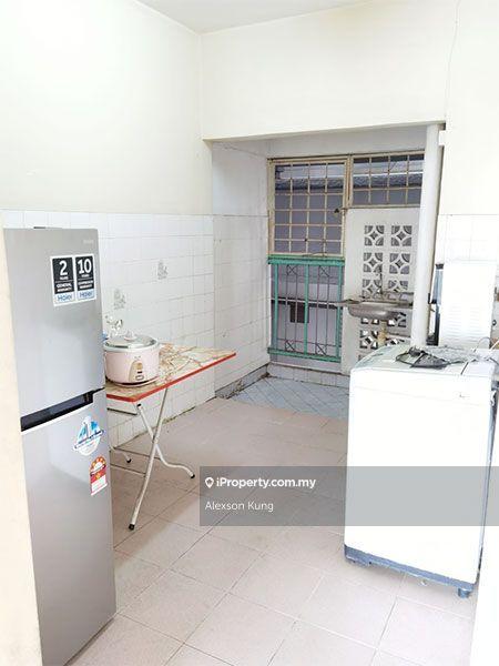 Condominium for Sale in Menara Alpha by Alexson Kung - iProperty.com.my
