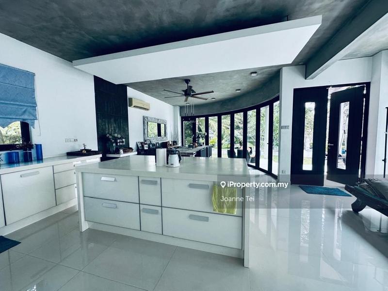 Bungalow House untuk Dijual di Perdana Lakeview East, Cyberjaya oleh Joanne Tei - iProperty.com.my