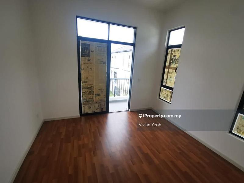 Semi-Detached House for Sale in Bandar Puncak Alam, Puncak Alam by Vivian Yeoh - iProperty.com.my