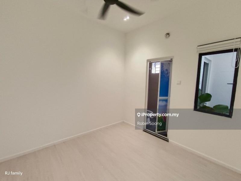 1.5-storey Terraced House for Sale in Ujong Pasir, Ujong Pasir by Robin Soong - iProperty.com.my