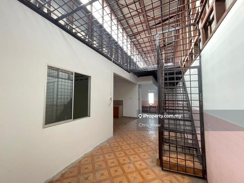 Shop for Rent in Banting, Banting by Chris Khaw - iProperty.com.my