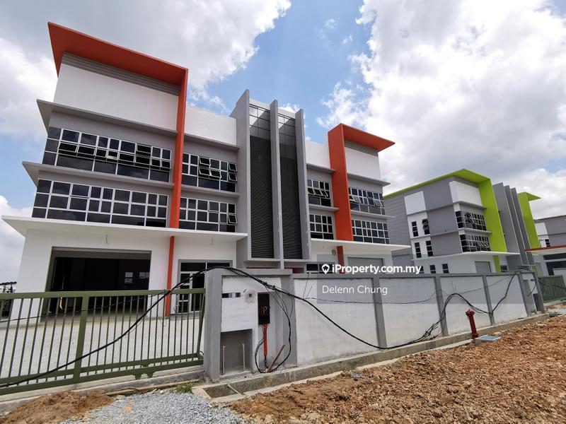 Kilang Berkembar untuk Dijual di Kota Seri Langat, Banting, Banting oleh Delenn Chung - iProperty.com.my