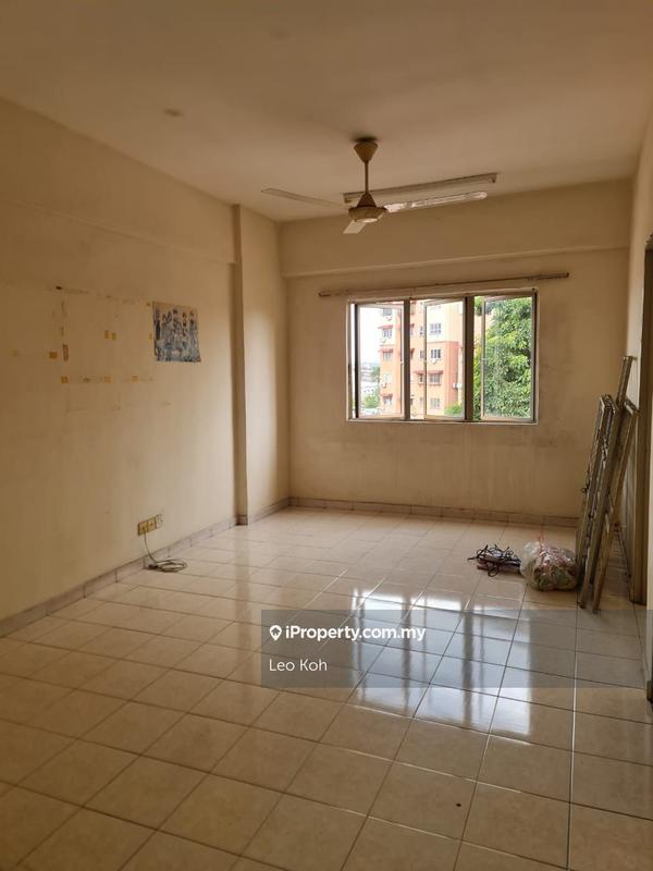 For Sale - Kantan Court