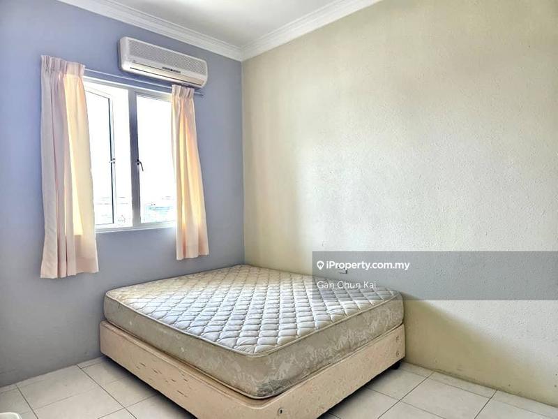 Condominium for Rent in Gold Coast Resort Condominium by Gan Chun Kai - iProperty.com.my