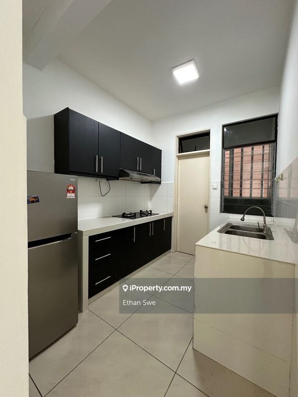 Service Residence for Sale in Putra One Residence by Ethan Swe - iProperty.com.my