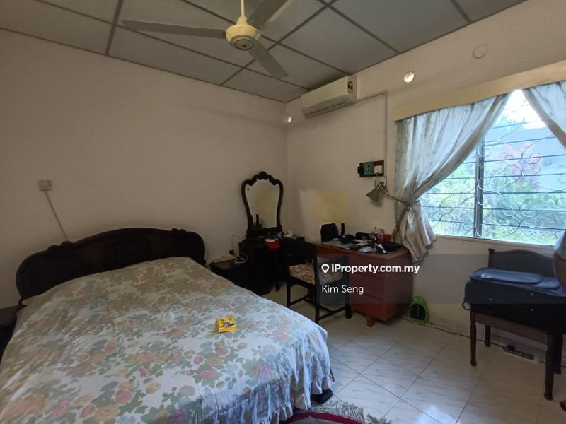 Bungalow House for Sale in Sunrise Park 11000 sqft, Kluang by Kim Seng - iProperty.com.my