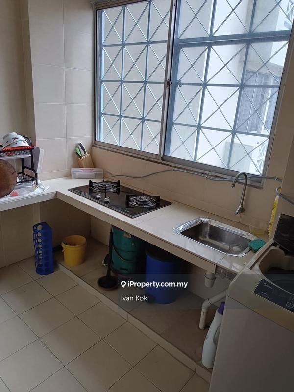 For Sale - Kelana D'Putera