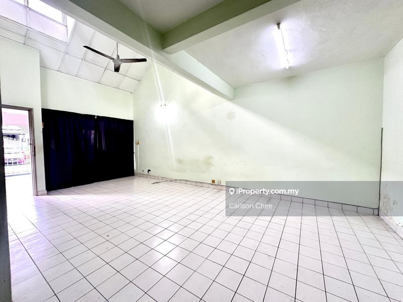 Rumah Berangkai 1.5 Tingkat untuk Dijual di Usj 2, Subang Jaya oleh Carlson Chee - iProperty.com.my