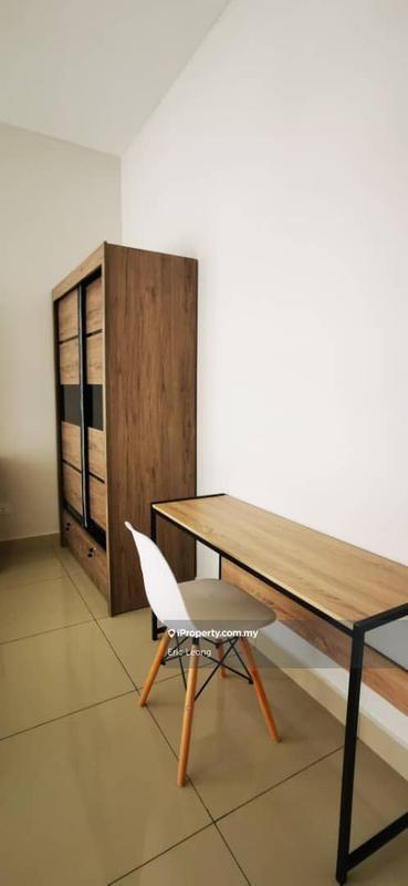 Kediaman Servis untuk Dijual di Univ 360 Place oleh Eric Leong - iProperty.com.my