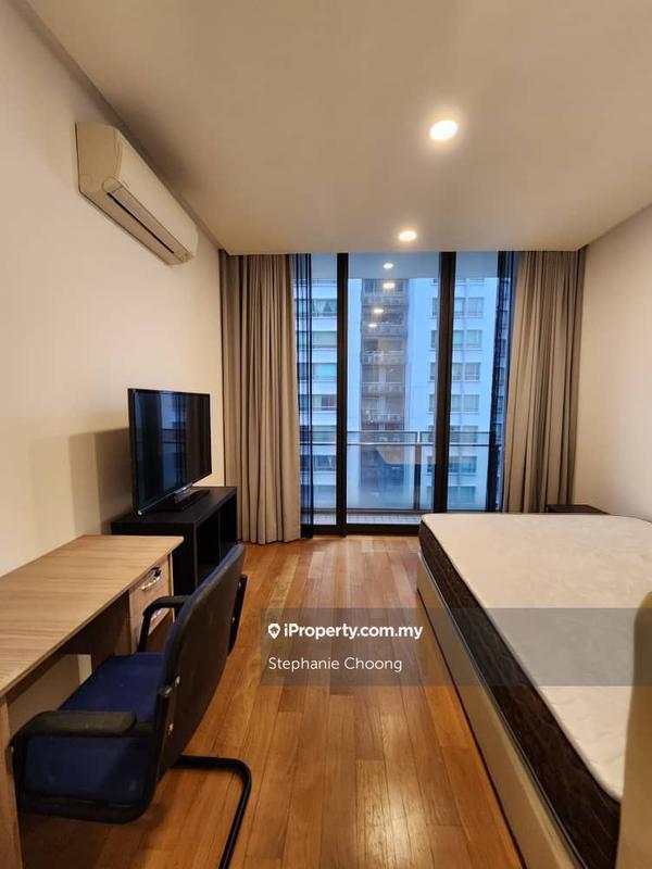 For Sale - 6 CapSquare