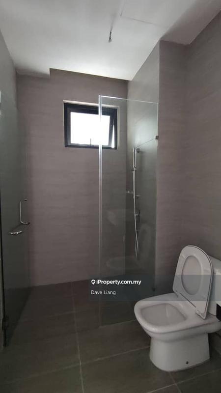 4-storey Terraced House for Sale in Taman Bukit Serdang, Seri Kembangan by Dave Liang - iProperty.com.my