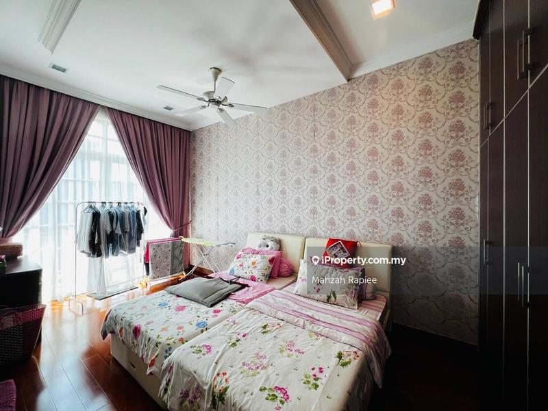 Bungalow House for Sale in Perdana Lakeview East, Cyberjaya by Mahzah Rapiee - iProperty.com.my