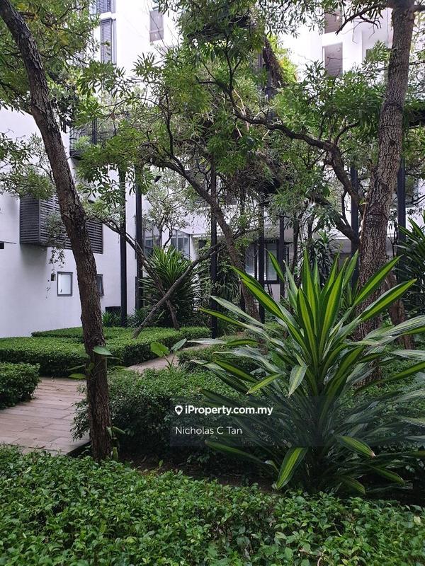 Kediaman Servis untuk Dijual di Centrio Pantai Hillpark oleh Nicholas C Tan - iProperty.com.my