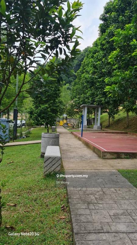 3-storey Terraced House for Sale in Bayu Heights 2 Serdang Seri Kembangan, Seri Kembangan by SR Wong - iProperty.com.my