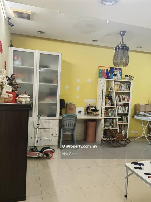 1.5-storey Terraced House for Sale in Jalan Ipoh, Kuala Lumpur by Nat Chan - iProperty.com.my