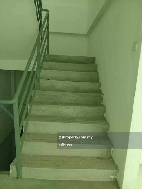 Kedai untuk Dijual di 3 Storey Endlot Shoplot @ Taman Seluang for Sale, Kulim oleh Kelly Yee - iProperty.com.my