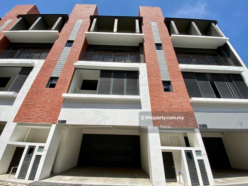 3.5-storey Terraced House for Sale in Fields of Gold Villa Senja Rawang, Rawang by Visaghan Naidu - iProperty.com.my