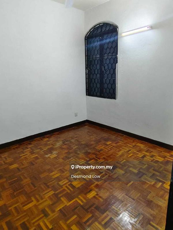 Kondominium untuk Disewa di Waizuri 2 oleh Desmond Low - iProperty.com.my