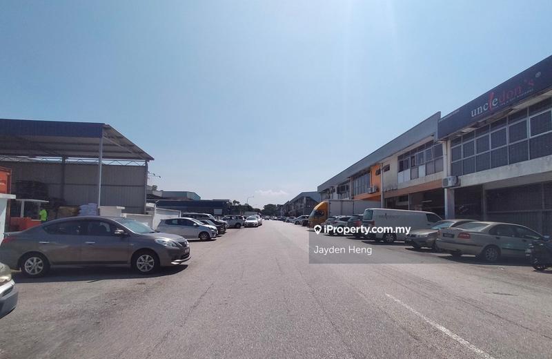 Kilang Berkembar untuk Dijual di Taman Sains Selangor, Kota Damansara oleh Jayden Heng - iProperty.com.my