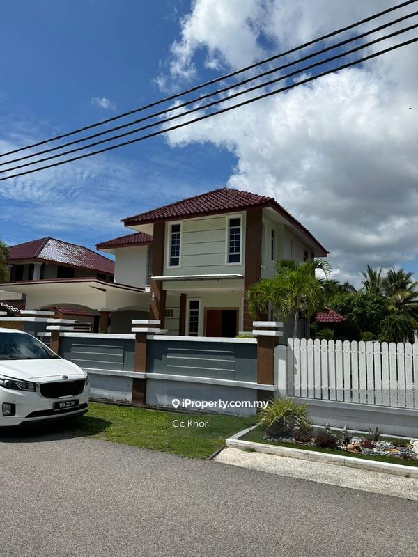 Bungalow House for Sale in Kuala Ibai, Kuala Terengganu by CC Khor - iProperty.com.my