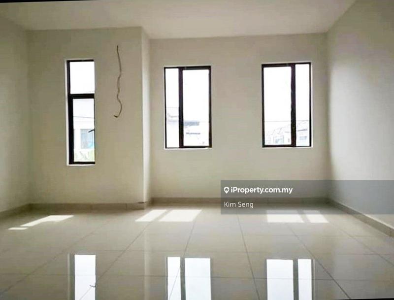 2-storey Terraced House for Sale in Taman Tasik Indah, Kluang by Kim Seng - iProperty.com.my