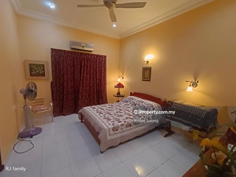 Semi-Detached House for Sale in Ujong Pasir, Melaka by Robin Soong - iProperty.com.my