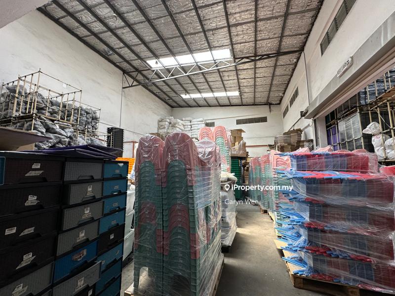 For Sale - JALAN 222 factory-showroom for sale PJ51A