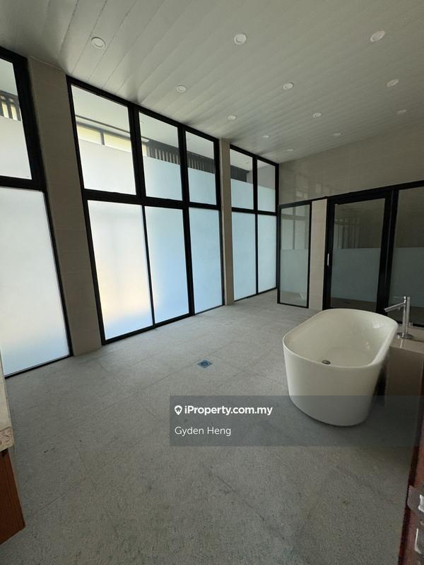 Bungalow House for Sale in Leisure Farm, Gelang Patah by Gyden Heng - iProperty.com.my
