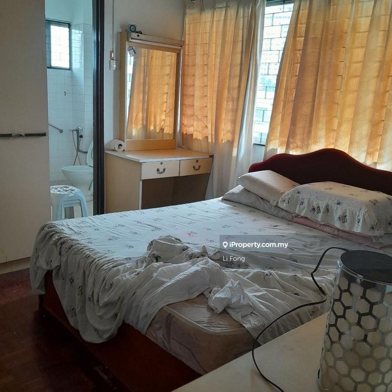 Bungalow House for Sale in Taman Bukit Seputeh, Seputeh by Li Fong - iProperty.com.my