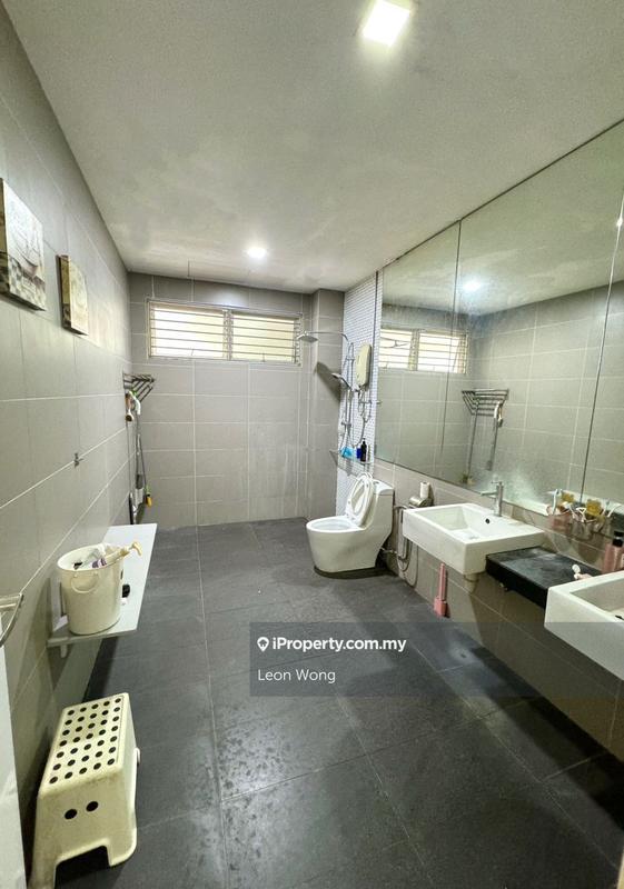 Rumah Berangkai 3.5 Tingkat untuk Dijual di Taman Cassia Rawang, New Green Park, Sri Hijau, Rawang oleh Leon Wong - iProperty.com.my