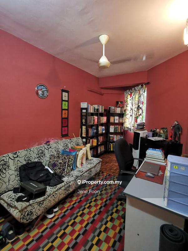Condominium for Sale in Desarina Condominium by Jeno Poon - iProperty.com.my